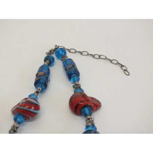 257 - STUNNING BLUE, RED VENETIAN MURANO AND LAMPWORK GLASS CHUNKY BEAD 18