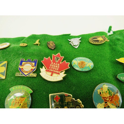 293 - JOBLOT OF ASSORTED BADGES- ADVERTISING, CHARITY, BIRDS AND ANIMALS