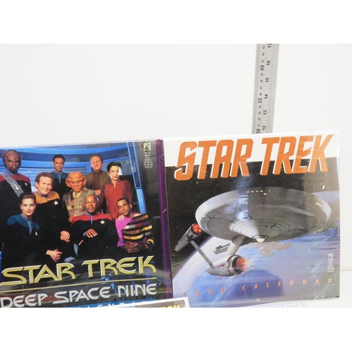 46 - BOX OF STAR TREK MEMORABILIA