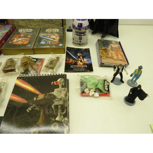 47 - BOX OF STAR WARS MEMORABILIA