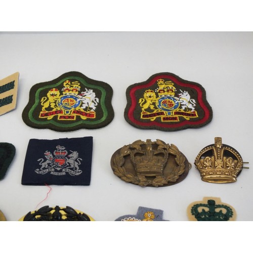 13 - BAG OF MILITARY RANK BADGES