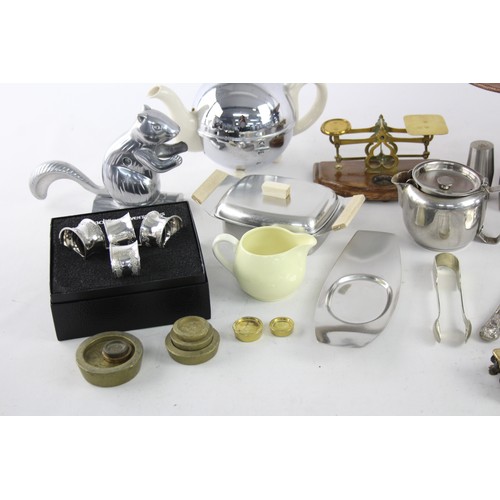 611 - Job Lot Assorted Vintage KITCHENALIA Inc Butter Dish, Scales, Teapot Etc