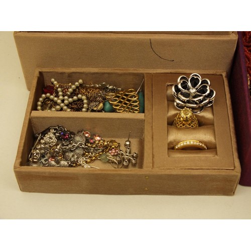 117 - 2 x JEWELLEY BOXES FULL OF COSUTME JEWELLERY