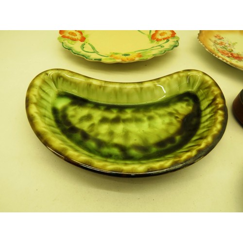 17 - SELECTION OF VINTAGE CERAMICS INCLUDES HORNSEA PIN DISH, MINITURE COALPORT PLATES AND POTTER OKENS H... 