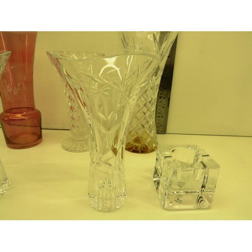 170 - 7 x PIECES OF QUALITY GLASSWARE INCLUDES SIGNED ORREFORS ICE CUBE VOTIVE, PAIR OF CUT GLASS VASES, P... 