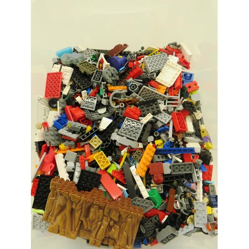 397 - PLASTIC TUB OF VARIOUS LEGO