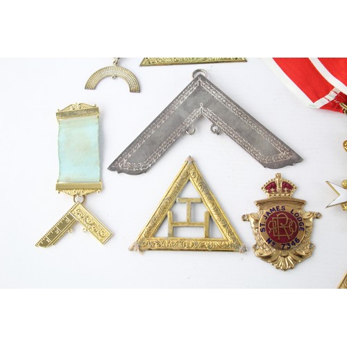 415 - Job Lot of Masonic / RAOB Jewels / Medals, Etc