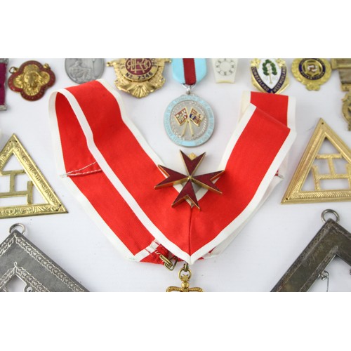 415 - Job Lot of Masonic / RAOB Jewels / Medals, Etc