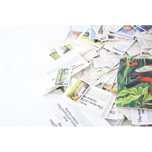 421 - Job Lot Assorted Vintage CIGARETTE CARDS Inc Tropical Birds, History of Aviatio