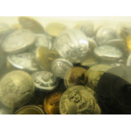 279 - 2kg APPROXIMATELY OF UNIFORM BUTTONS, MILITARY, FIRE BRIGADES, POLICE ETC