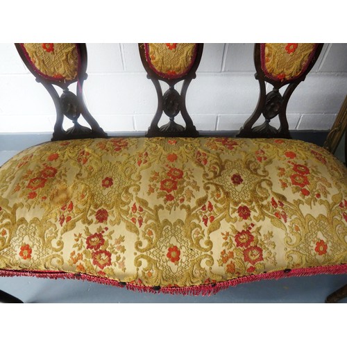 183 - ANTIQUE EDWARDIAN MAHOGANY TWO SEATER SETTEE WITH TAPESTRY SPRUNG SEAT AND BACK PANELS WIDTH 45