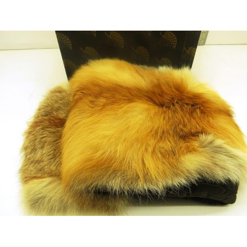 10 - VINATAGE 1960`S FOX FUR HANDBAG AND HAT