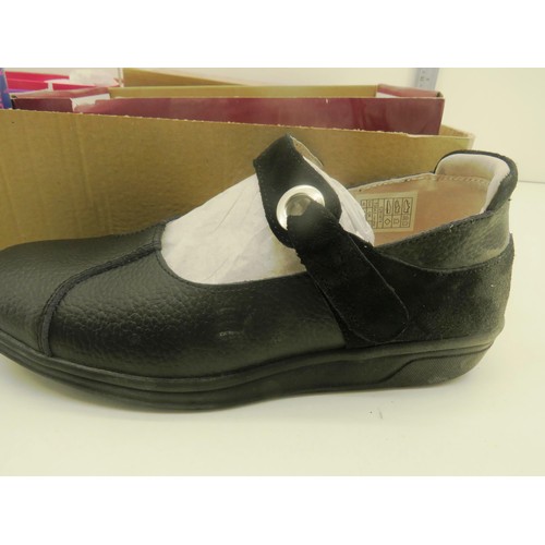 Damart wide clearance fitting shoes