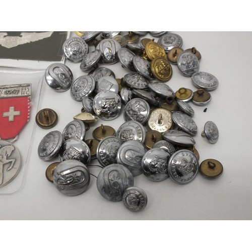 50 - VARIOUS MEDALS, BADGES AND BUTTONS