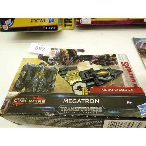 97 - 5 x TRANSFORMER FIGURE CADETS