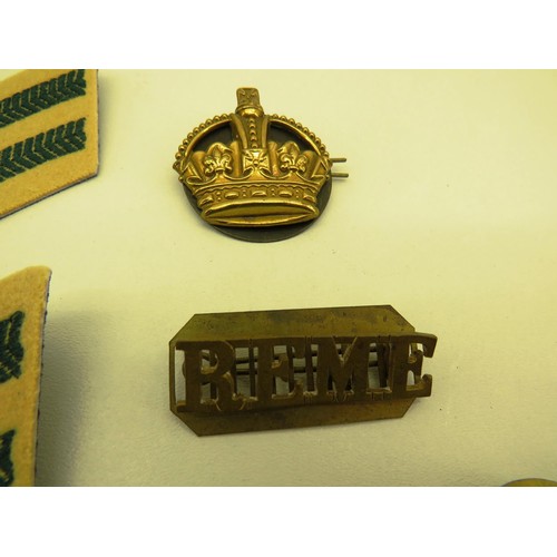 151 - BAG OF MILITARY BADGES