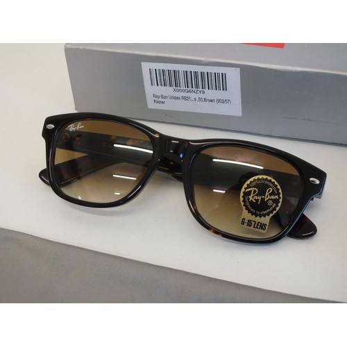 161 - RAY-BAN SUNGLASSES - NEW IN CASE WITH BOX AND PAPERWORK