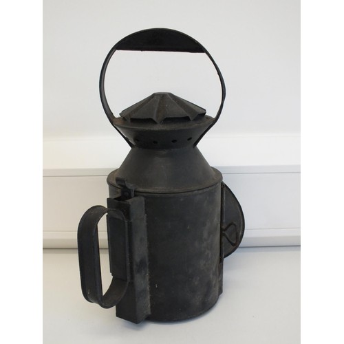 163 - TRIPLE ASPECT RAILWAY LAMP GUARDS LANTERN B.R. BRITISH RAILWAYS WITH SHERWOOD BURNER