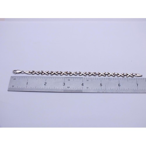 281 - 925 STERLING SILVER BRACELET 19cm