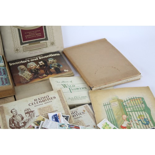 439 - Job Lot Of Assorted Antique Vintage CIGARETTE CARDS Inc Albums, Boxed