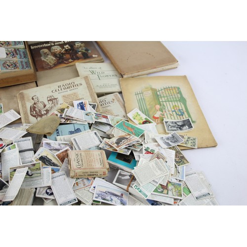 439 - Job Lot Of Assorted Antique Vintage CIGARETTE CARDS Inc Albums, Boxed