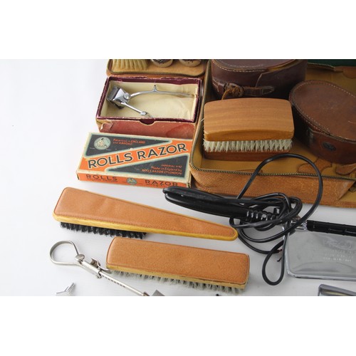 451 - Job Lot Assorted Vintage Gentleman's Grooming Inc Leather Case, Shoe Stretcher