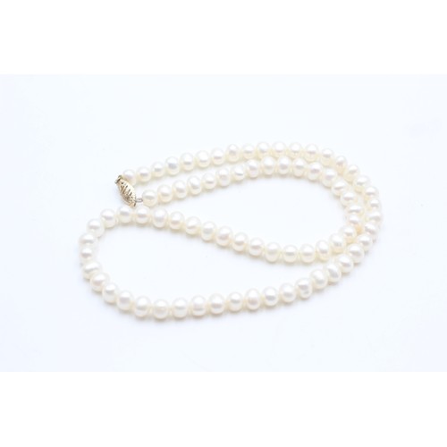 456 - 9ct gold clasp cultured pearl single strand necklace (28.4g)