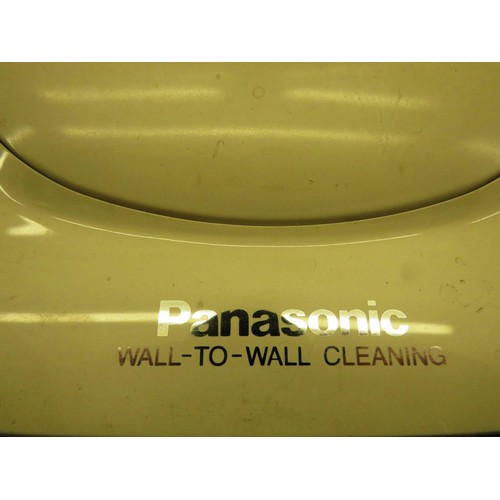 195 - PANASONIC HOOVER