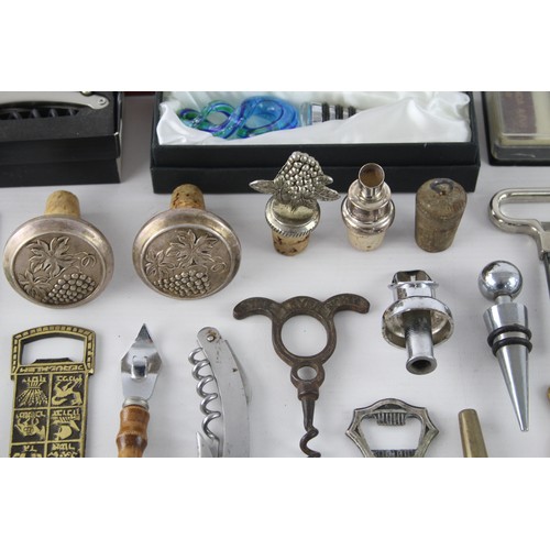 475 - 20 x Assorted Vintage BREWERIANA Corkscrews / Bottle Openers Inc Brass, Wood Etc