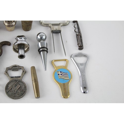 475 - 20 x Assorted Vintage BREWERIANA Corkscrews / Bottle Openers Inc Brass, Wood Etc