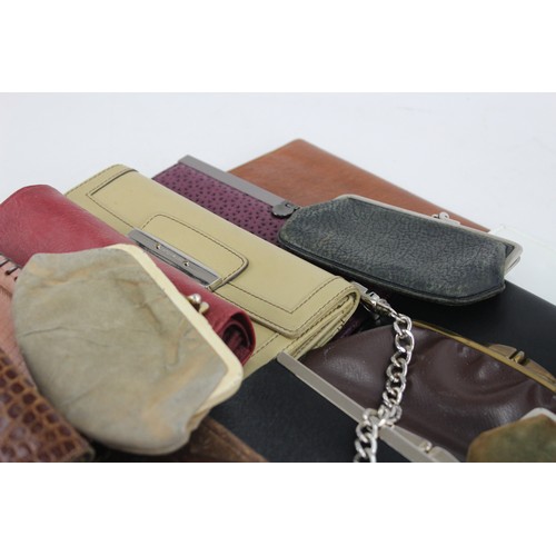 563 - 50 x Assorted PURSES / WALLETS Inc Leather, Coin Purse, Vintage Etc