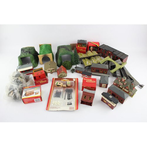 609 - Job Lot TRAIN Accessories Inc. HORNBY DUBLO, TRIANG Boxed