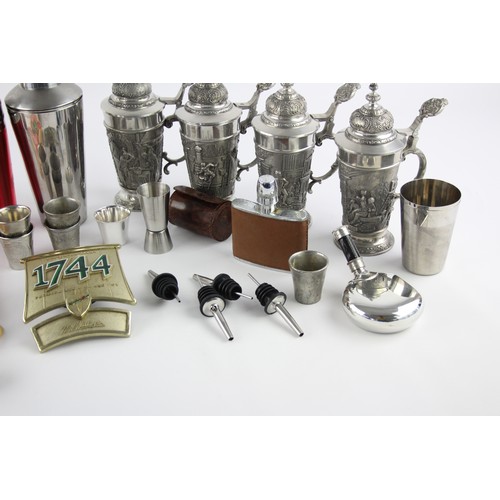 622 - Job Lot Assorted Vintage BREWERIANA Items Inc Cocktail Shaker, Stein, Pewter Etc