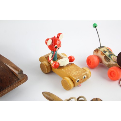 630 - 5 x Assorted Vintage Wooden Toys Inc Car, Fisher-Price, Yo-Yo, Skipping Rope