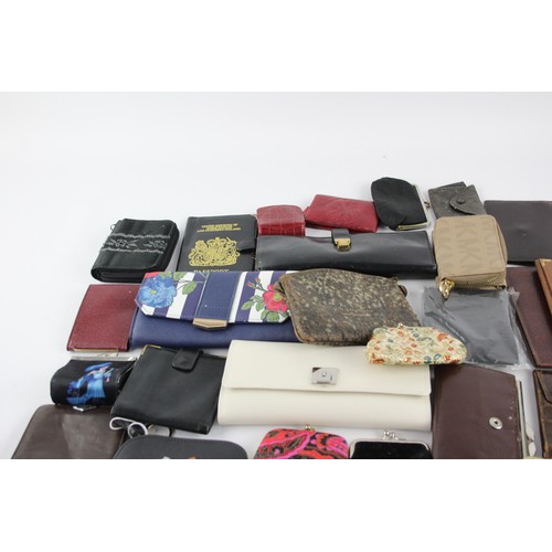 631 - 40 x Assorted Ladies / Gents PURSES & WALLETS Inc Michael Kors, Vintage, Leather