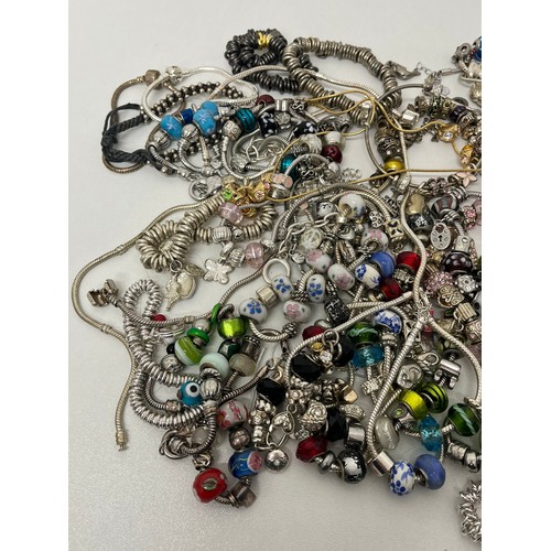 410 - 1.5k Fashion Brand Charm Jewellery