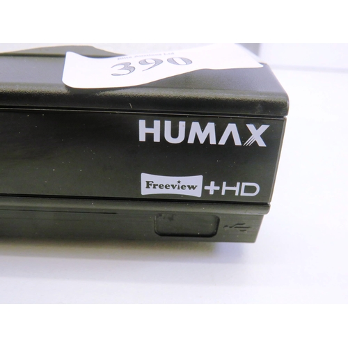 390 - HUMAX FREESAT HD BOX/REMOTE