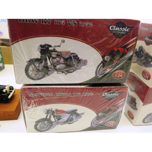 257 - BOX OF 14 x DIECAST AND TIN PLATE