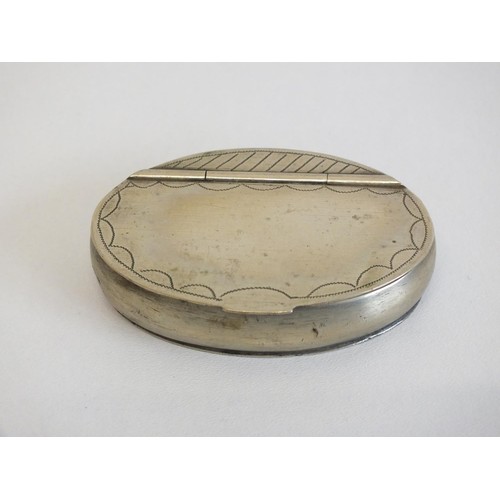 8 - VICTORIAN OVAL SNUFF TIN