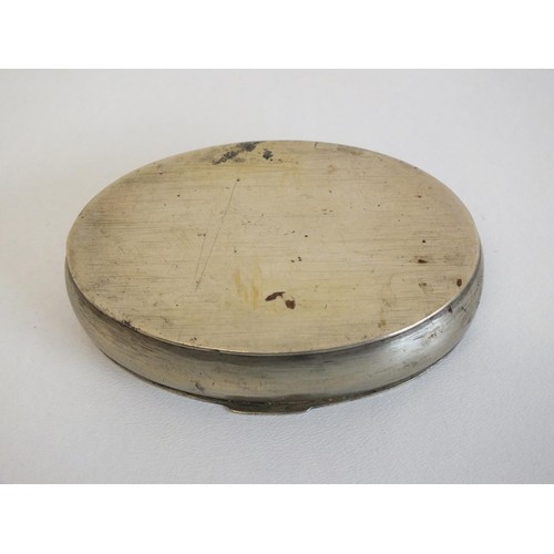 8 - VICTORIAN OVAL SNUFF TIN