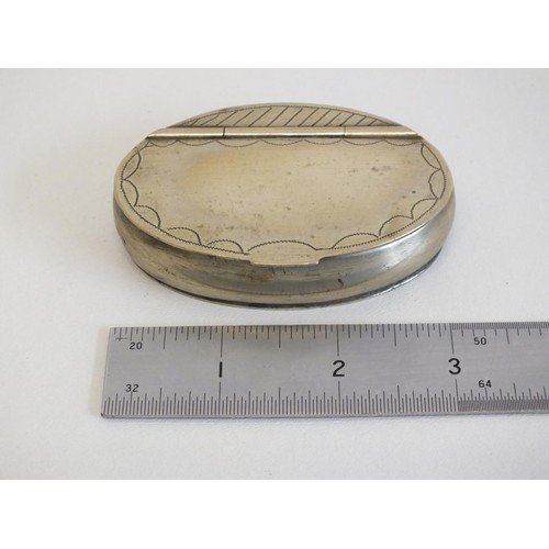 8 - VICTORIAN OVAL SNUFF TIN