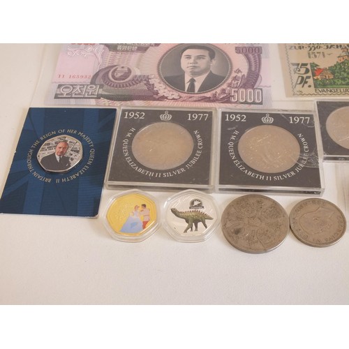 12 - COINS AND BANKNOTES