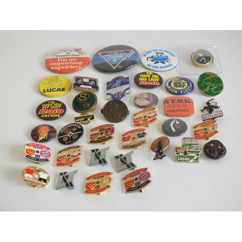 17 - 35 x BADGES INCLUDING BUTLINS, SPEEDWAY, FOOTBALL etc