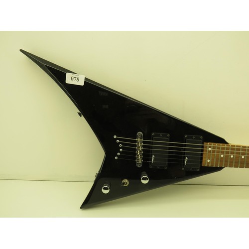 40 - JACKSON FLYING V ELECTRIC GUITAR AND SPARE STRINGS