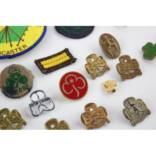 411 - 30 x Assorted GIRL GUIDES Badges & Patches Inc Vintage, Awards, Enamel Etc