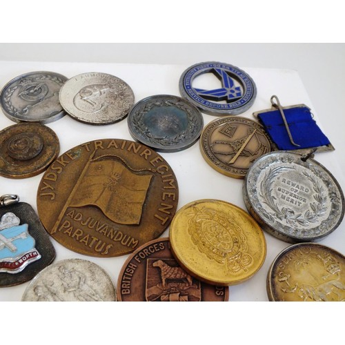 234 - 21 x ASSORTED MILITARY RELATED BADGES & MEDALS INCLUDES SPORT MEDALS