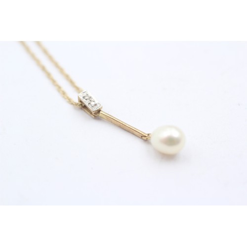 456 - 9ct gold diamond and pearl bar drop pendant necklace (1.5g)