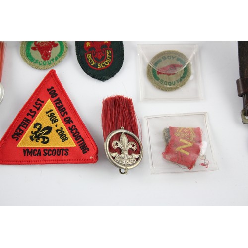 483 - 35 x Assorted BOY SCOUTS Badges, Patches & Belt Inc Vintage, Enamel, Awards Etc