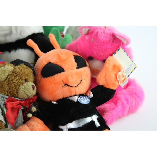 501 - COLLECTION OF ASSORTED SOFT TOYS/TEDDIES