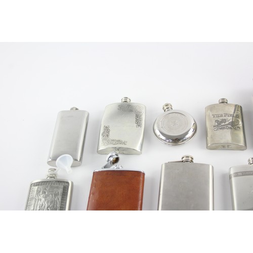 547 - 12 x BREWERIANA Hip Flasks Inc Leather, Pewter, Boxed Etc